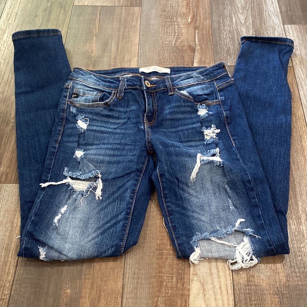 KanCan Distressed Jeans